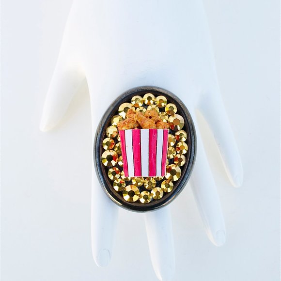 FRIED CHICKEN BUCKET SWAROVSKI RHINESTONE RING - Picture 5 of 7